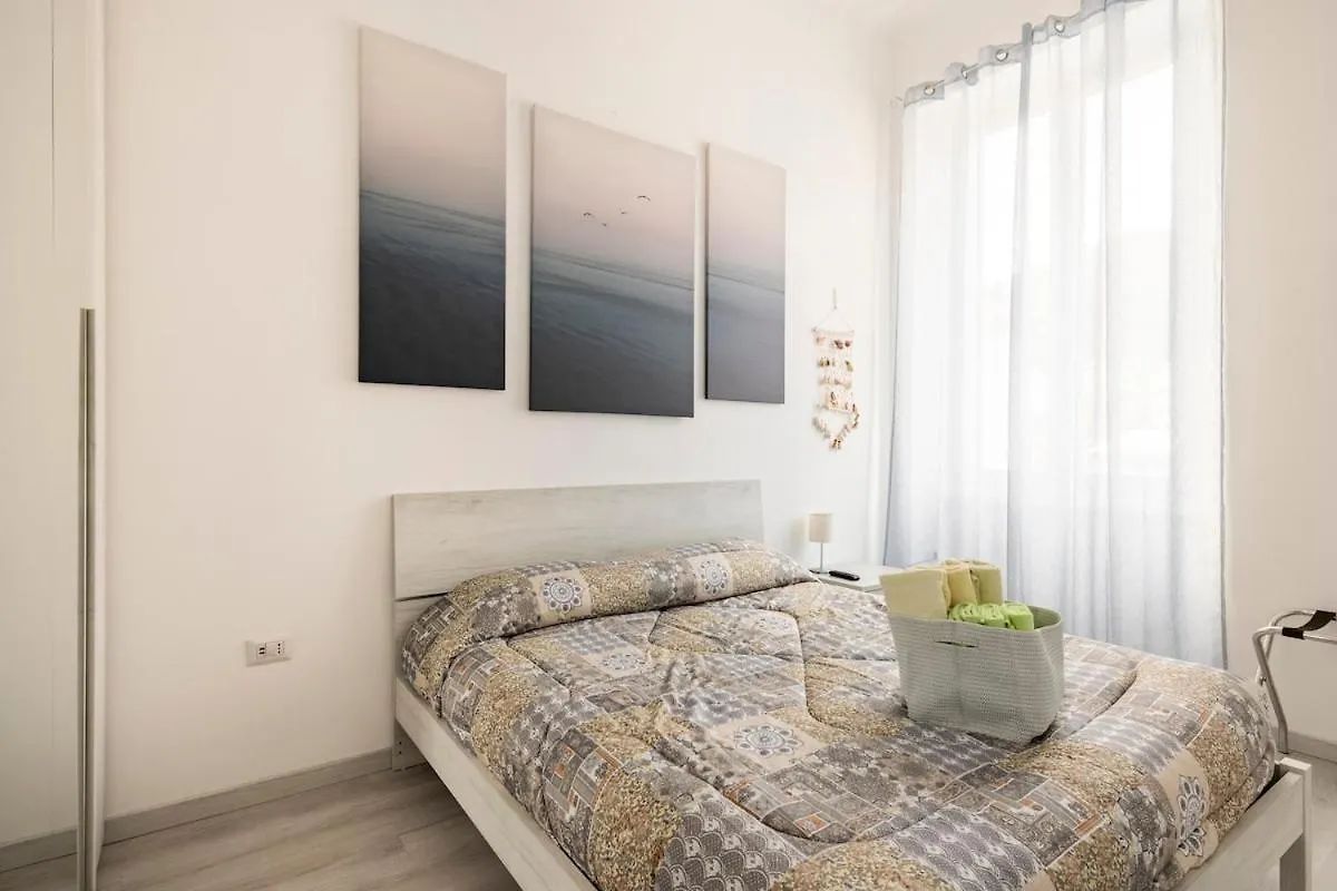 Leo Holiday Homes Deiva Marina Apartmán